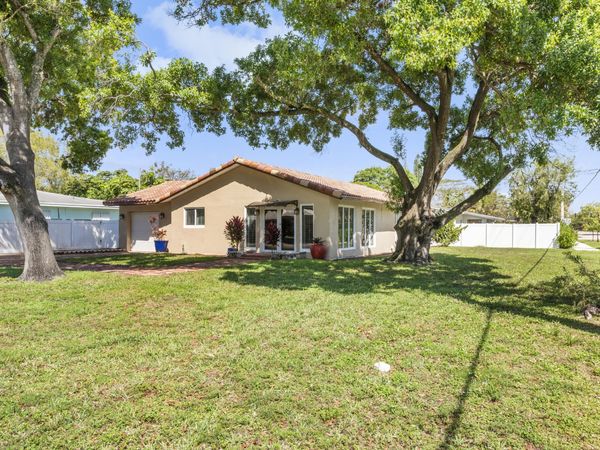 1255 SW 15th Avenue, Fort Lauderdale, FL 33312