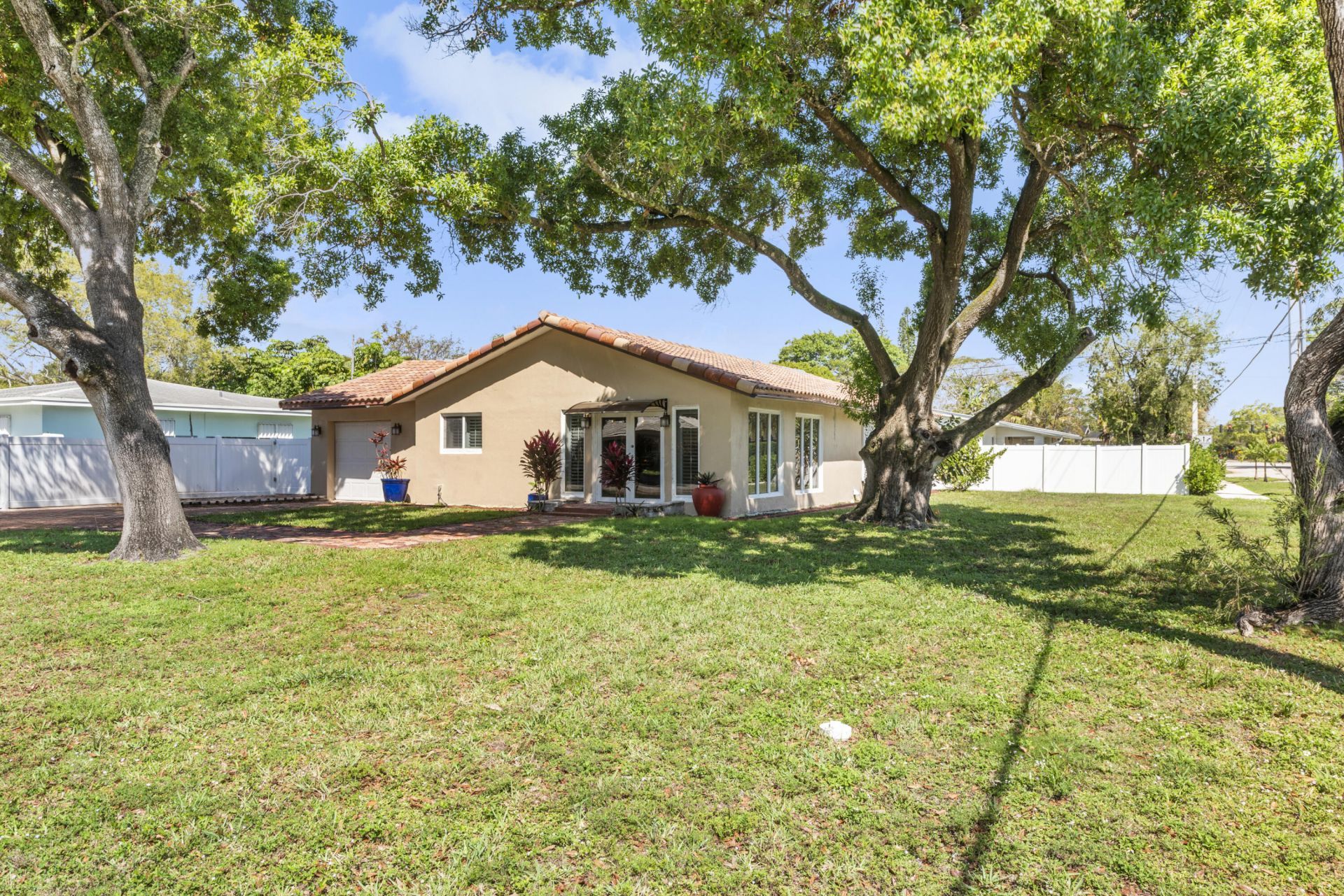 1255 SW 15th Avenue, Fort Lauderdale, FL 33312 Photo