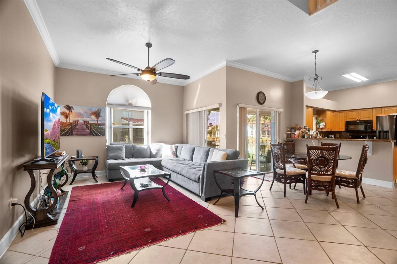 1762 E Trafalgar Circle, Hollywood, FL 33020 Photo