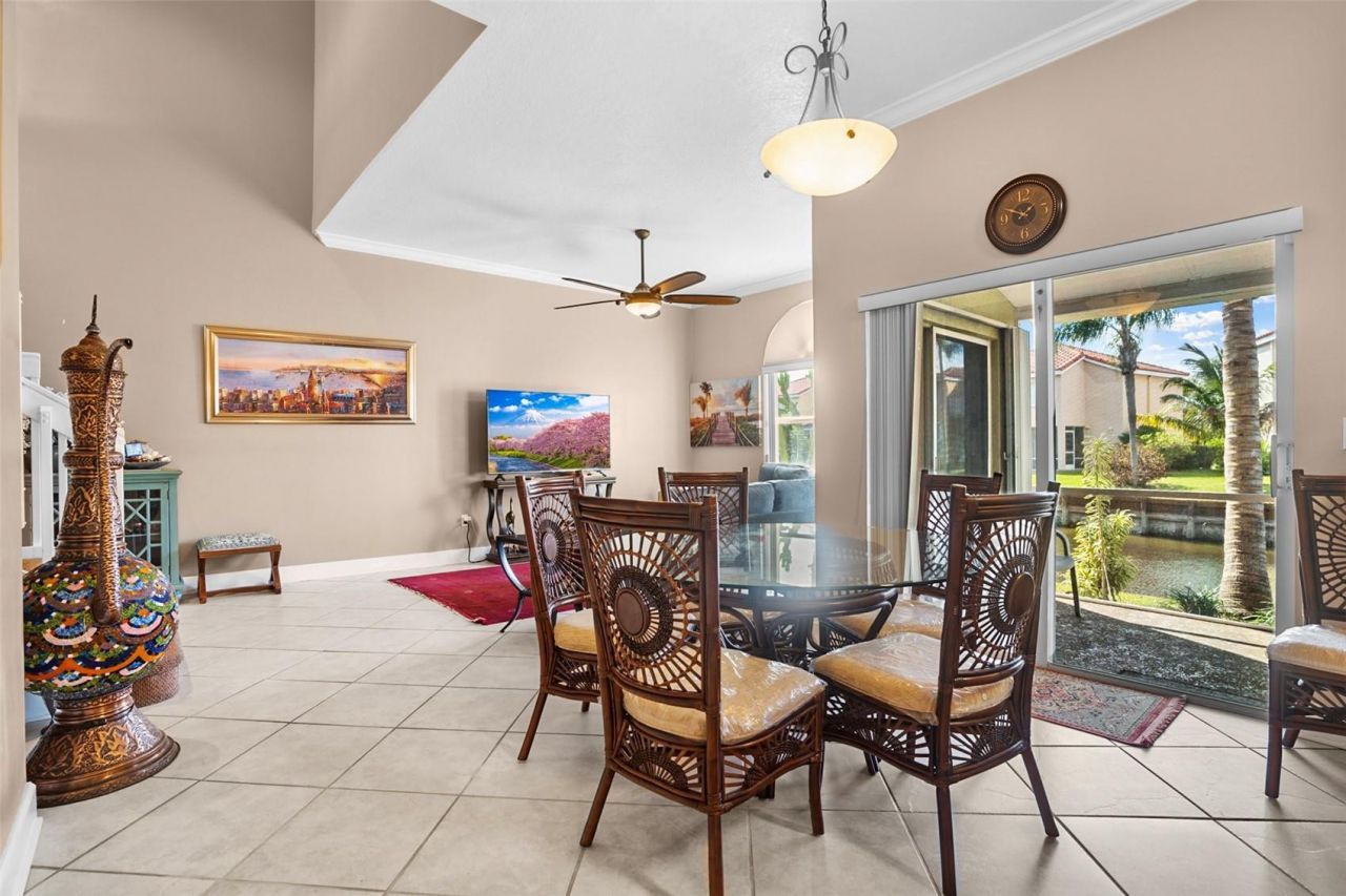 1762 E Trafalgar Circle, Hollywood, FL 33020 Photo