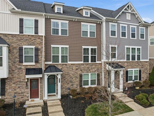 314 Cross Creek Dr, Cranberry Twp, PA 16066