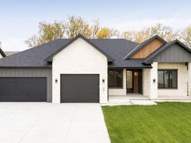 3650 Wilderness Hills Boulevard, Lincoln, NE 68516