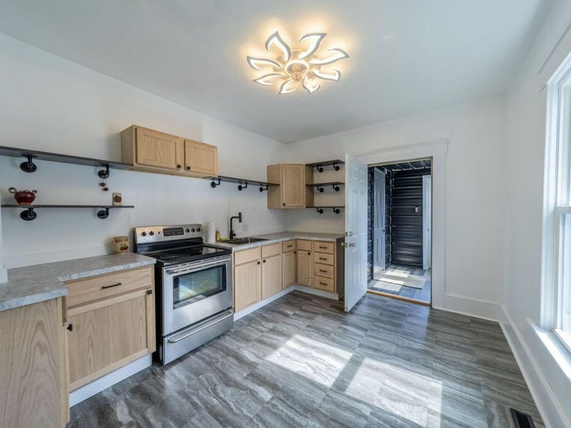 305 Fairview Avenue, Galion, OH 44833 Photo 5