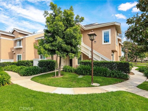 94 Greenfield, Irvine, CA 92614
