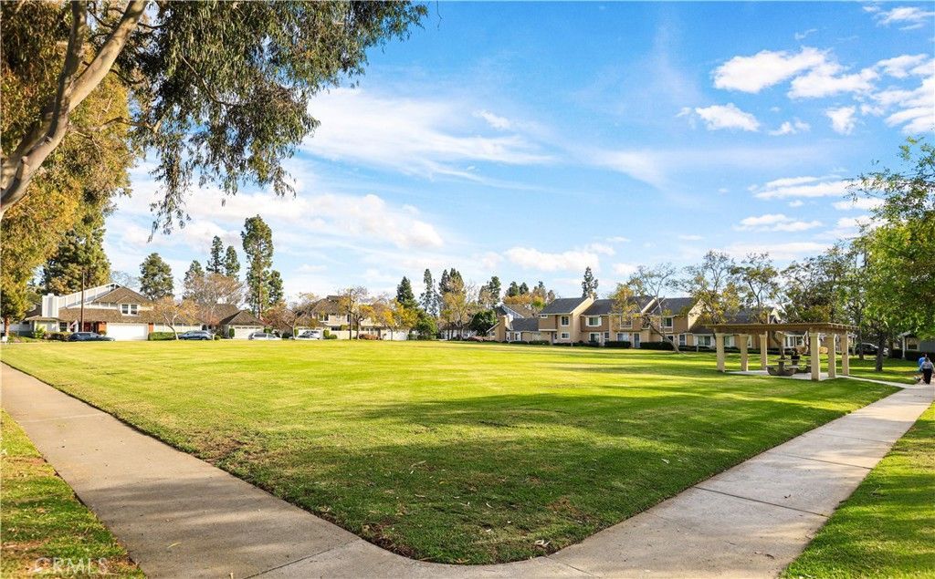 94 Greenfield, Irvine, CA 92614 Main Photo