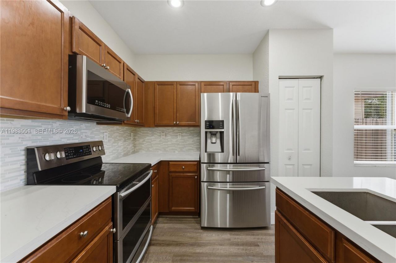 2381 NE 4th St, Homestead, FL 33033 Photo