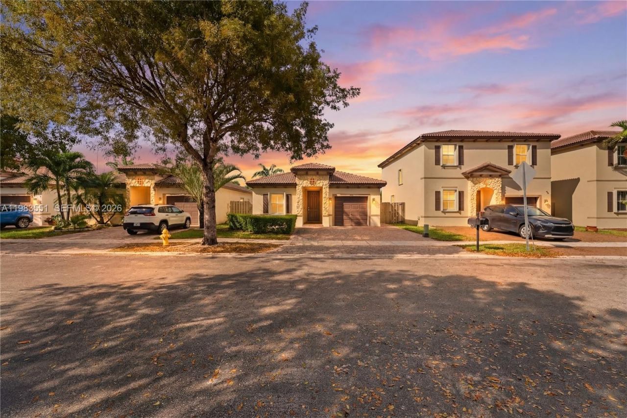 2381 NE 4th St, Homestead, FL 33033 Photo