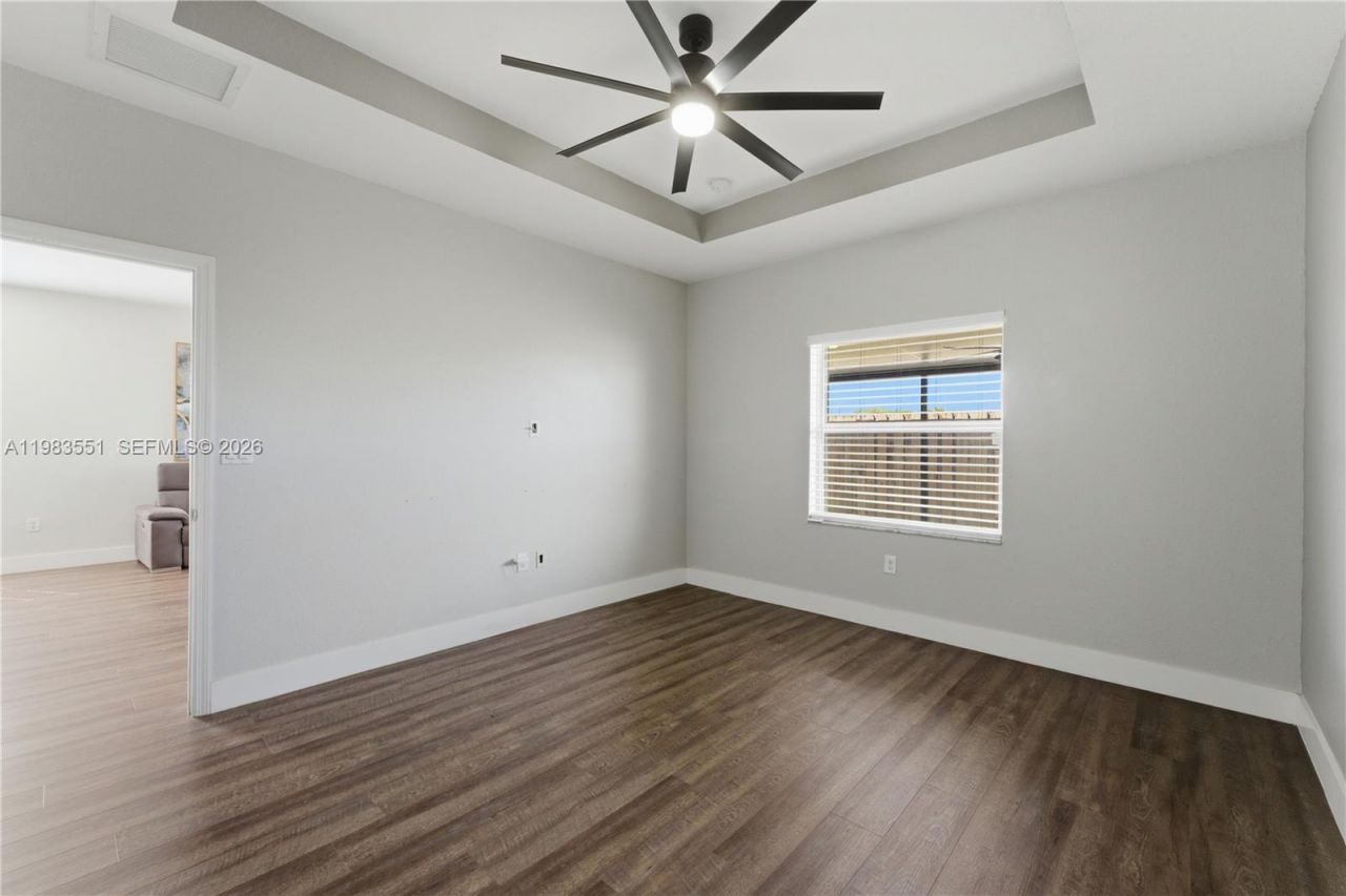 2381 NE 4th St, Homestead, FL 33033 Photo