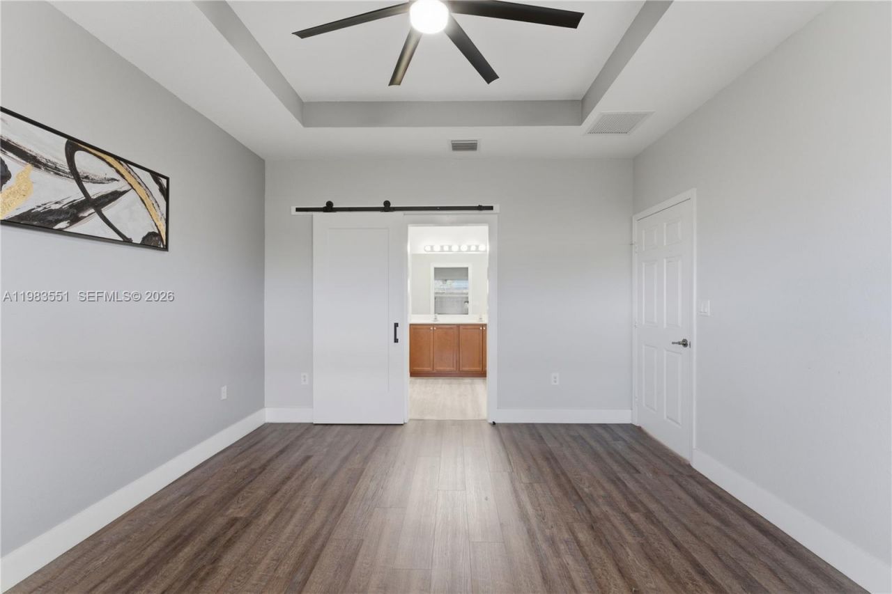 2381 NE 4th St, Homestead, FL 33033 Photo