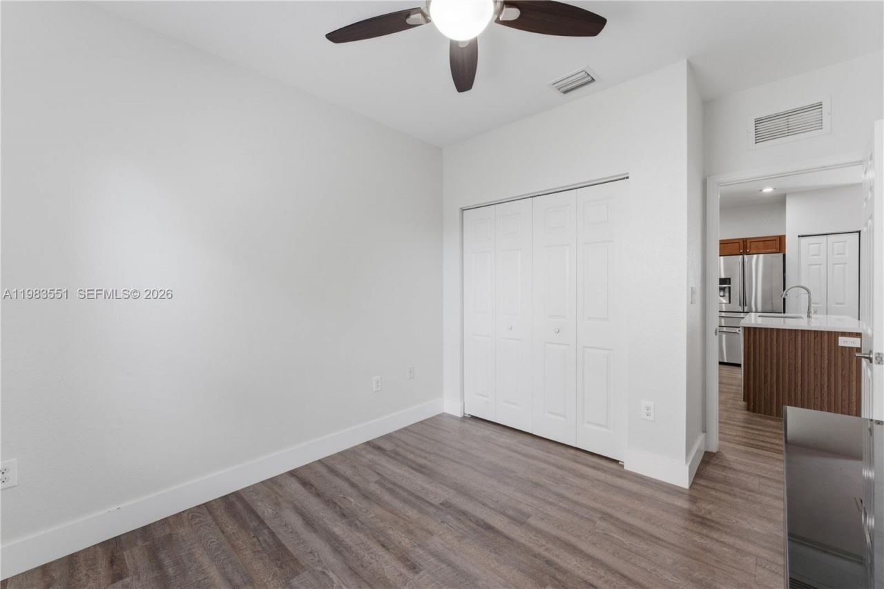 2381 NE 4th St, Homestead, FL 33033 Photo