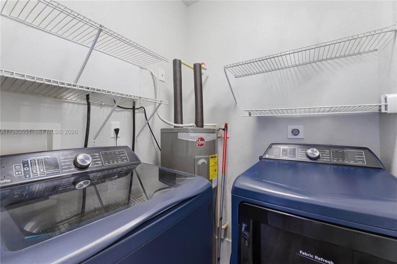 2381 NE 4th St, Homestead, FL 33033 Photo