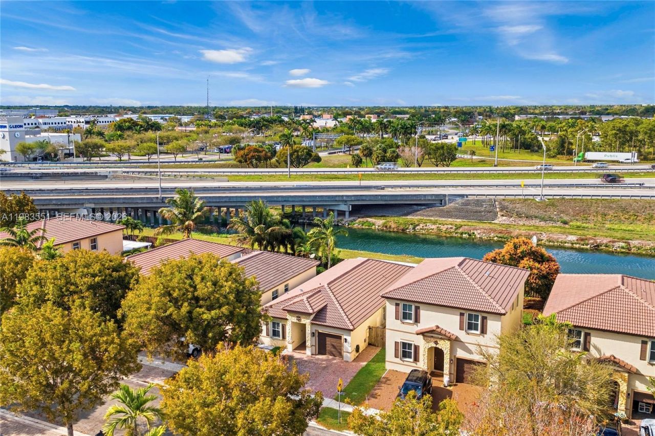 2381 NE 4th St, Homestead, FL 33033 Photo