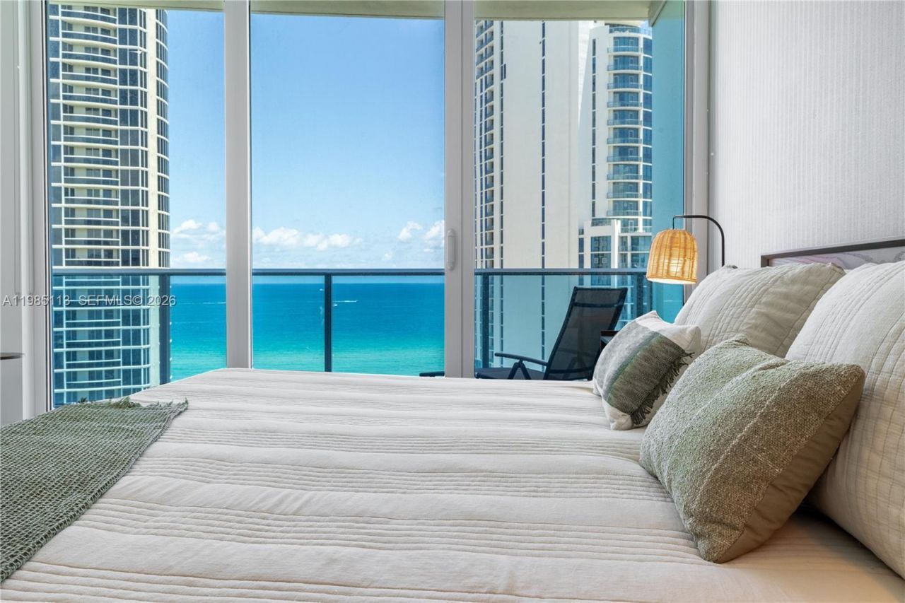 17550 Collins Ave , Unit 1202, Sunny Isles Beach, FL 33160 Photo