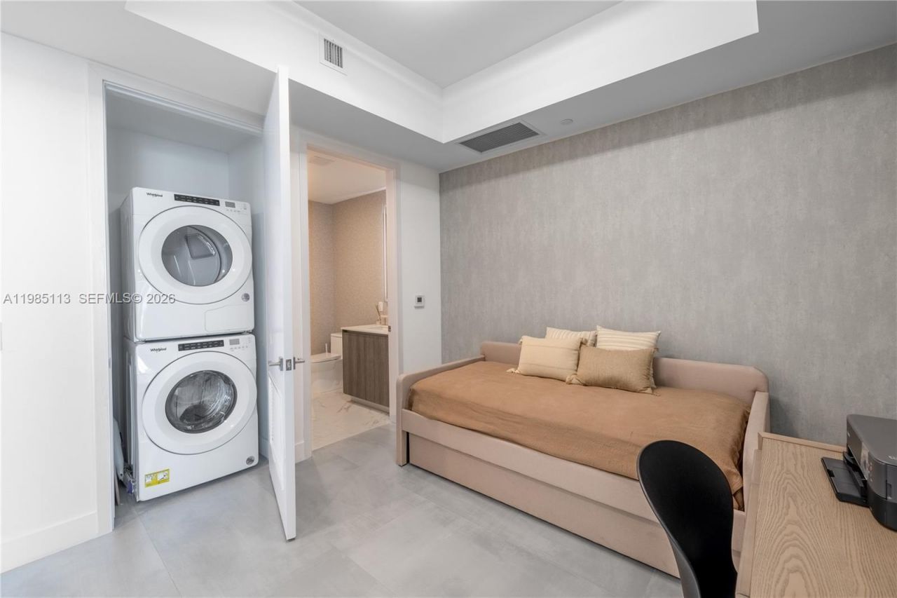 17550 Collins Ave , Unit 1202, Sunny Isles Beach, FL 33160 Photo