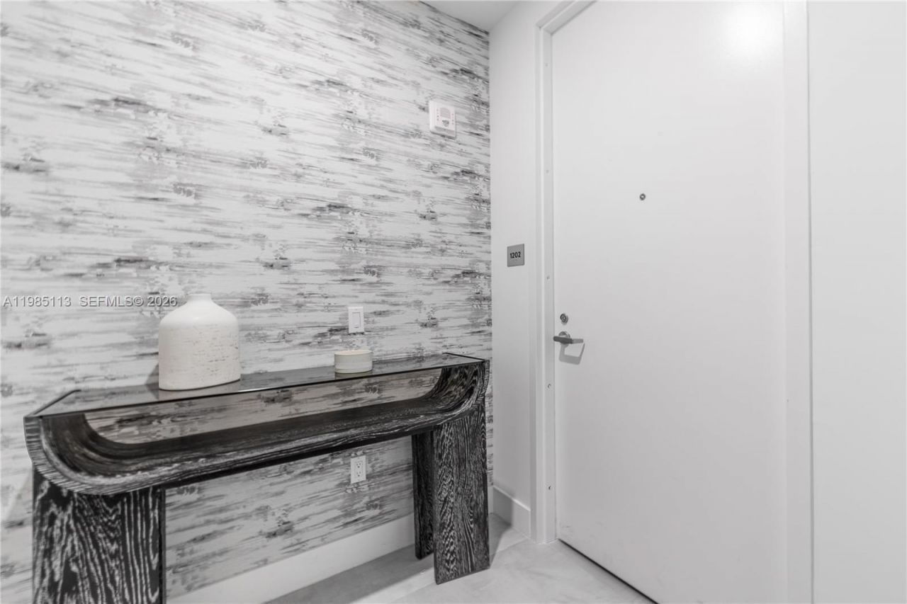 17550 Collins Ave , Unit 1202, Sunny Isles Beach, FL 33160 Photo