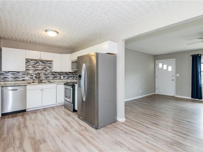 3801 Valleywood Drive, Kettering, OH 45429 Photo 10