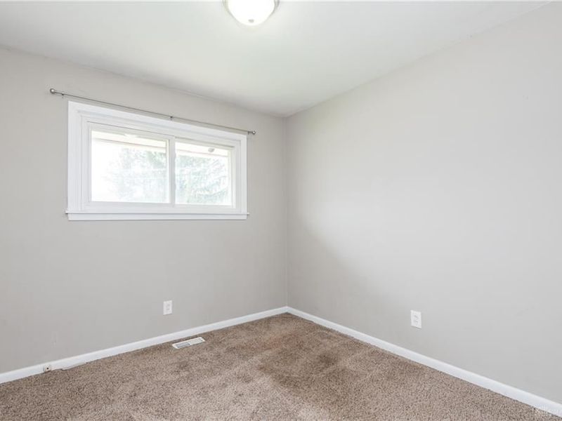 3801 Valleywood Drive, Kettering, OH 45429 Photo 26