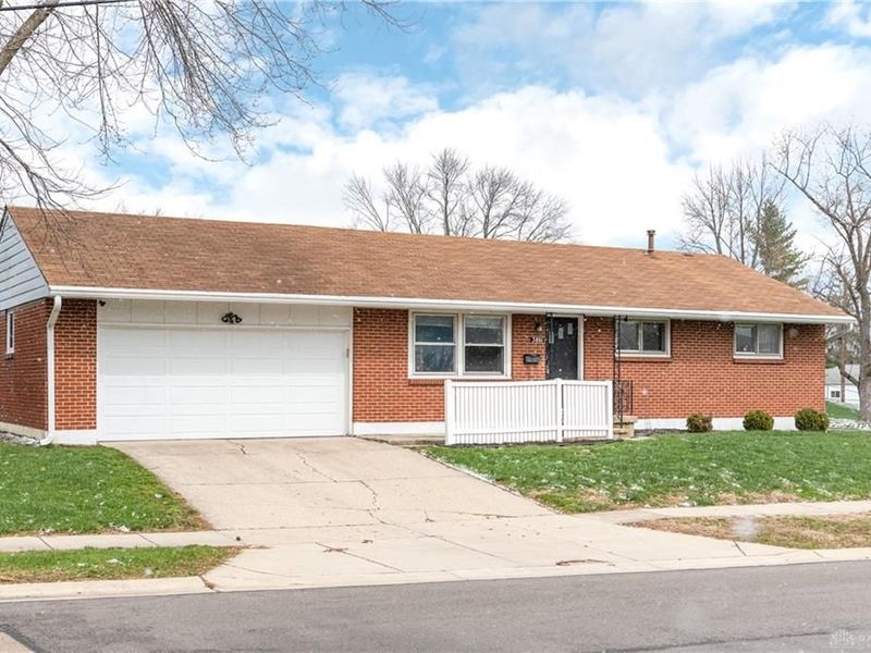 3801 Valleywood Drive, Kettering, OH 45429 Photo 3