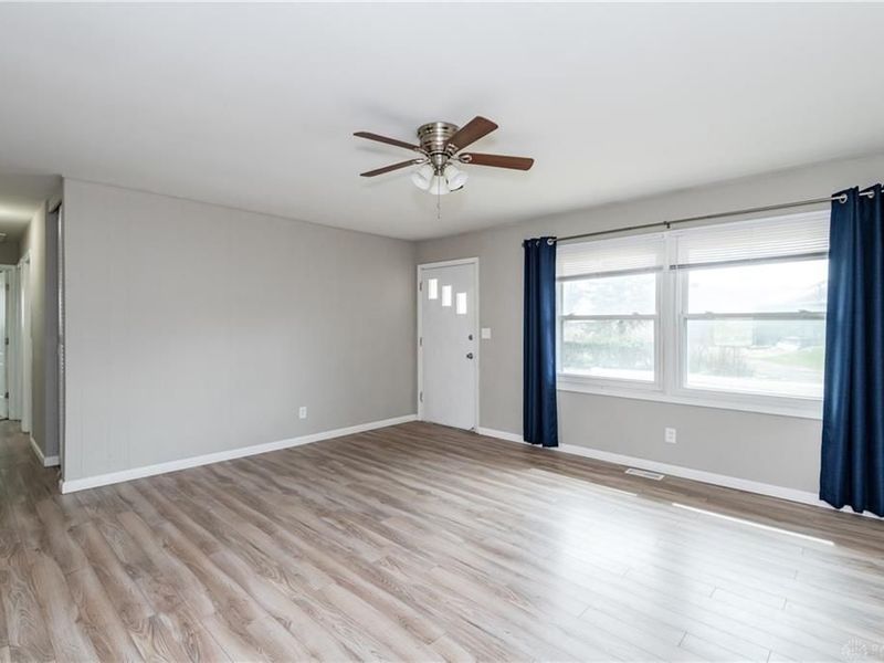 3801 Valleywood Drive, Kettering, OH 45429 Photo 4