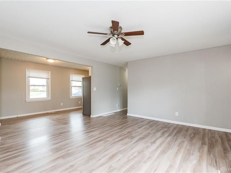 3801 Valleywood Drive, Kettering, OH 45429 Photo 8