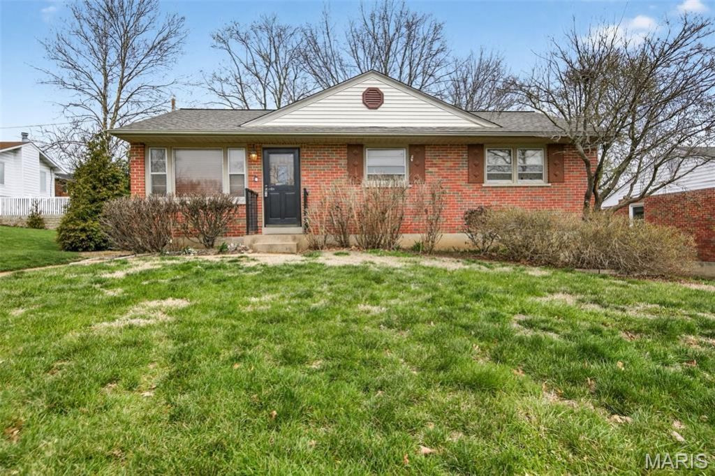 10845 Vargas Drive, Saint Louis, MO 63123 Main Photo