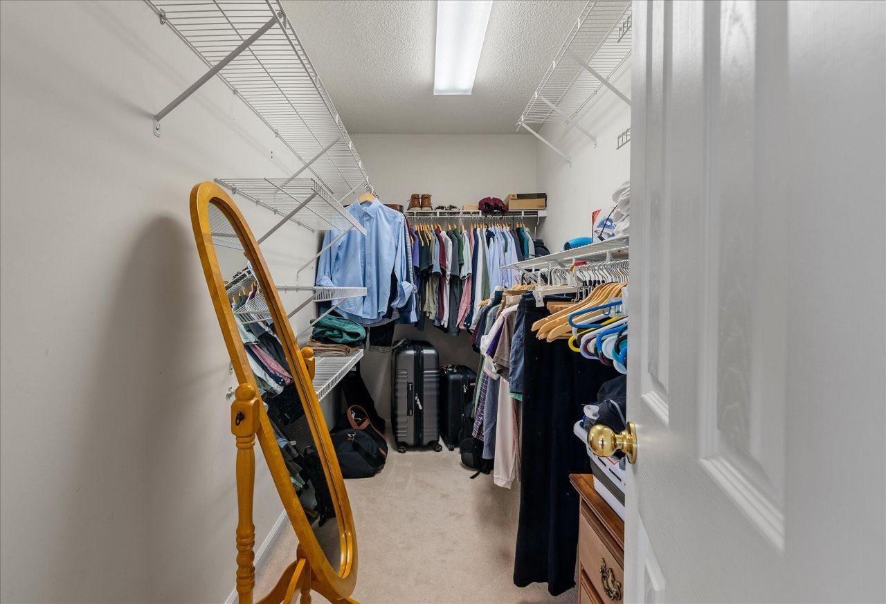 405 Manorwood Lane Photo 27