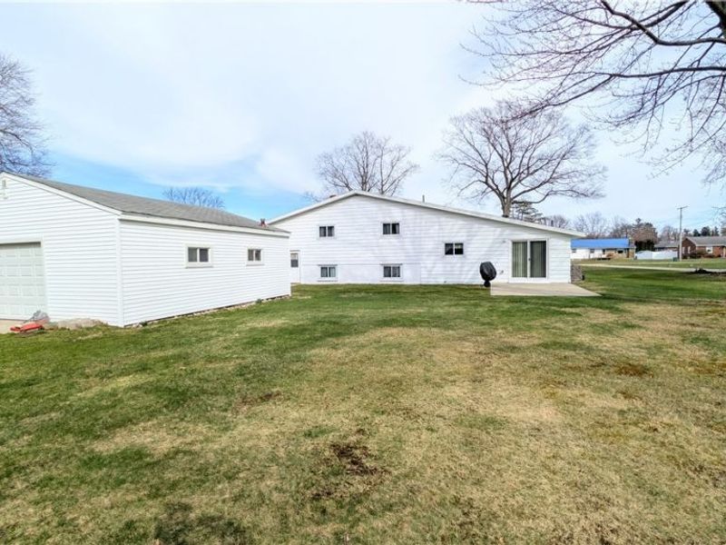 831 Mill Street, Conneaut, OH 44030 Photo 24