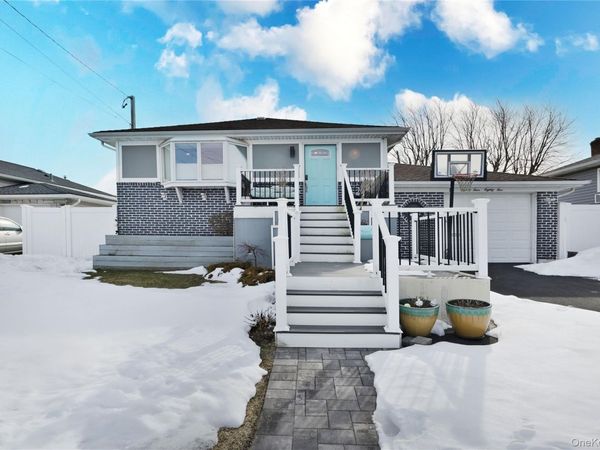 3485 Riverside Drive , Oceanside, NY 11572