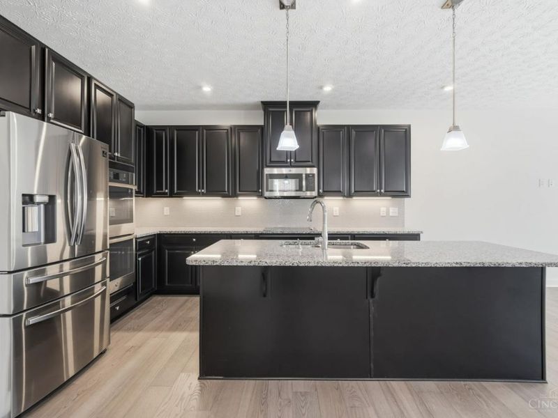 7909 Pinnacle Point Drive, West Chester, OH 45069 Photo 16