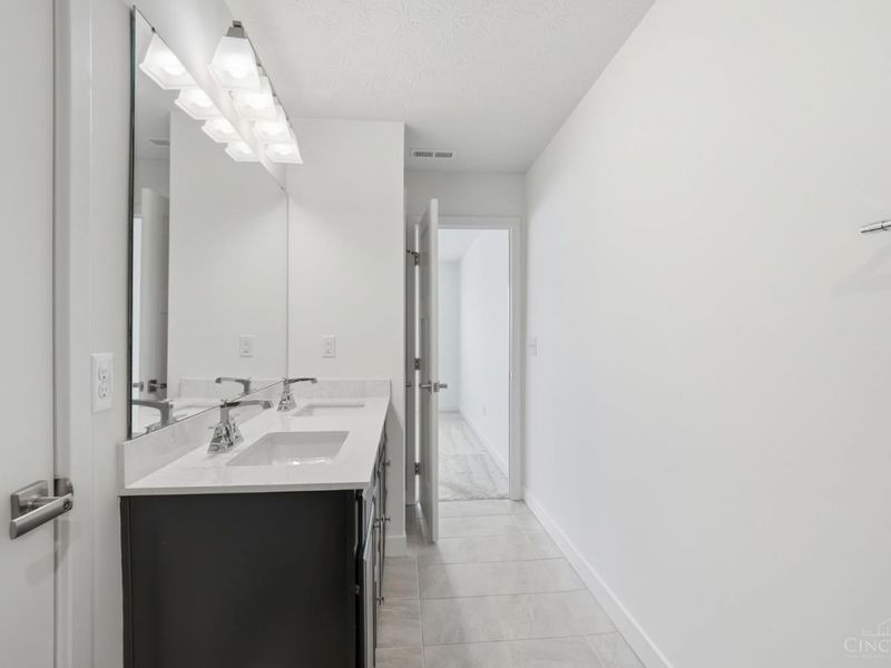 7909 Pinnacle Point Drive, West Chester, OH 45069 Photo 28