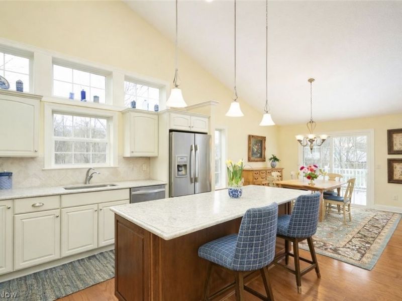 171 Hunter Parkway, Cuyahoga Falls, OH 44223 Photo 3