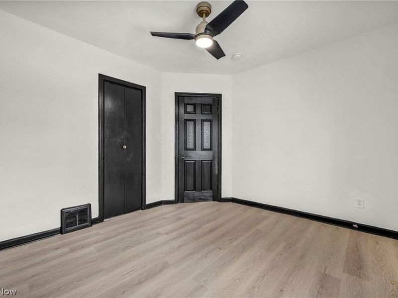 4137 E 154th Street, Cleveland, OH 44128 Photo 14