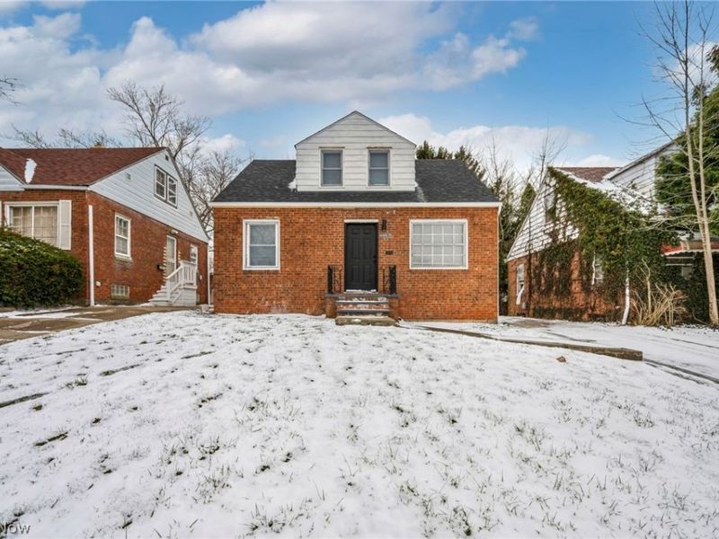 4137 E 154th Street, Cleveland, OH 44128 Photo 2