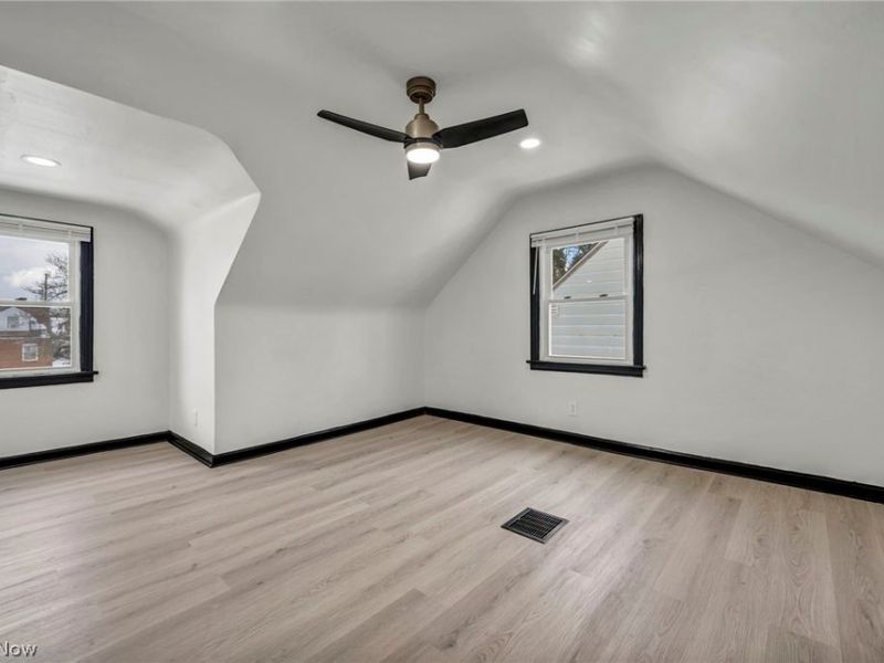 4137 E 154th Street, Cleveland, OH 44128 Photo 20