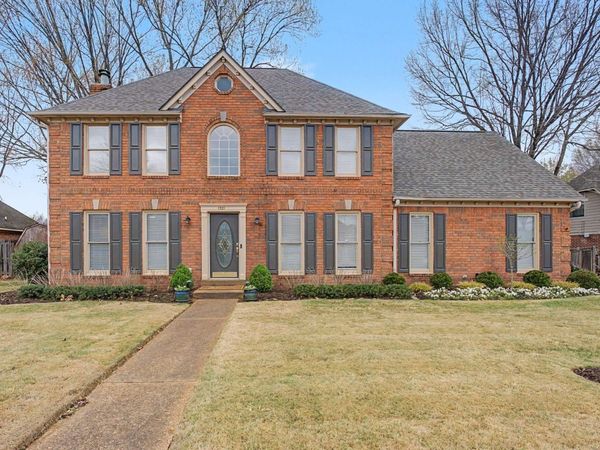 1321 GREY WOLF DR, Collierville, TN 38017