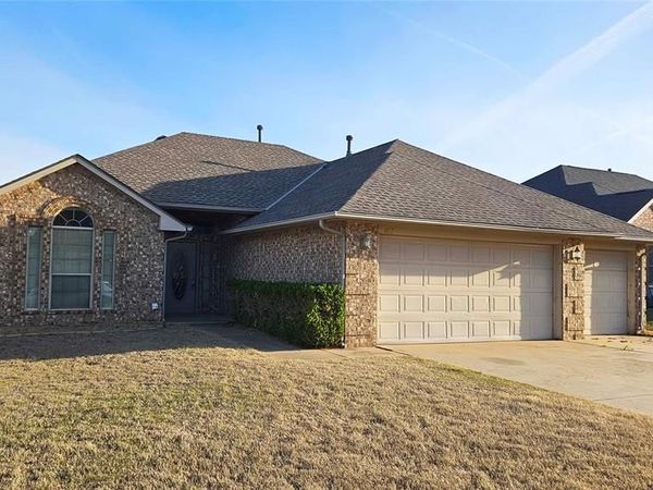 417 E Plantation Terrace, Mustang, OK 73064