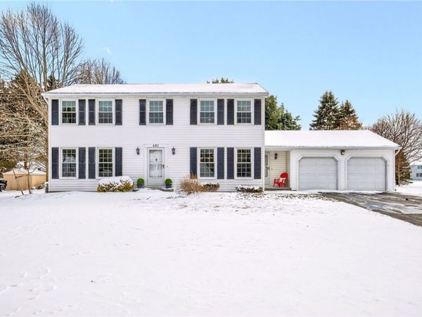 681 Northbrook Way, Webster, NY 14580