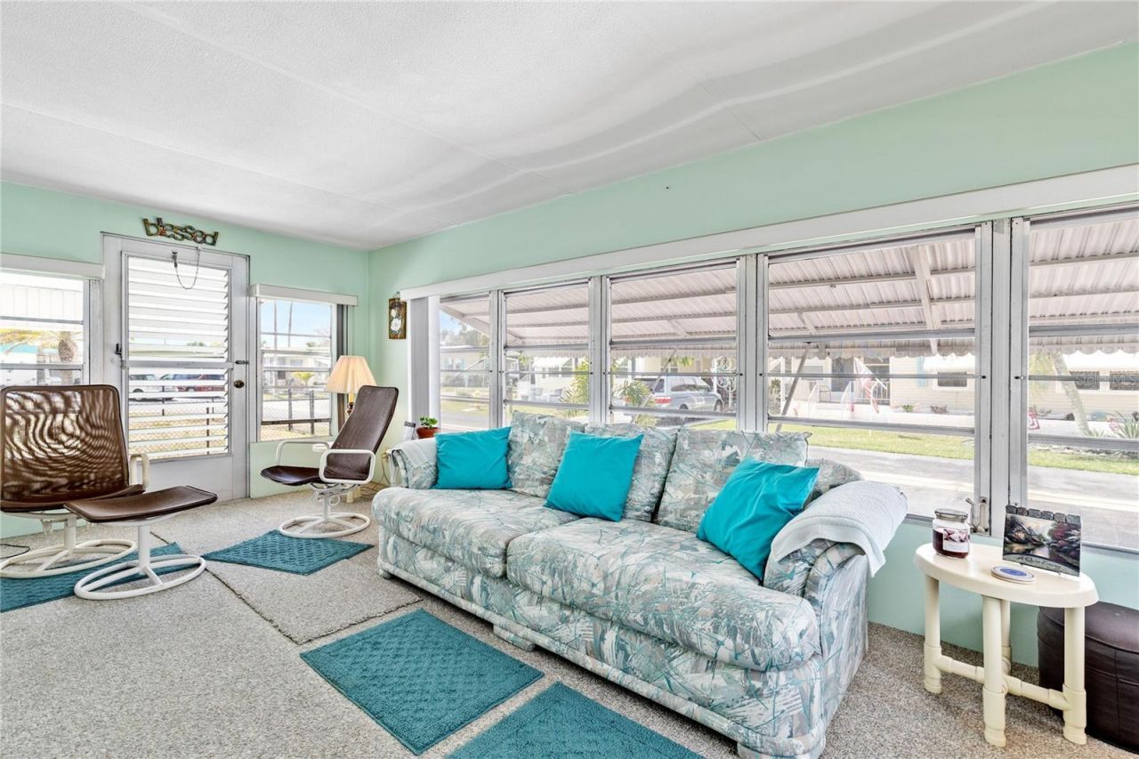 203 Harvest Lane, North Fort Myers, FL 33917 Photo