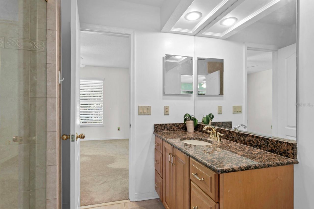 13548 Lake Magdalene Drive, Tampa, FL 33613 Photo