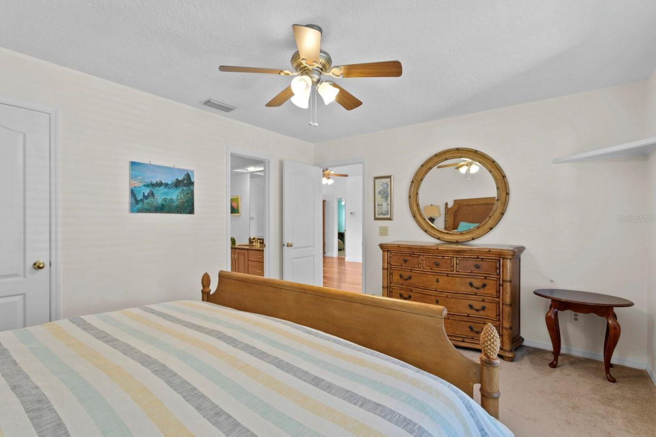 13548 Lake Magdalene Drive, Tampa, FL 33613 Photo