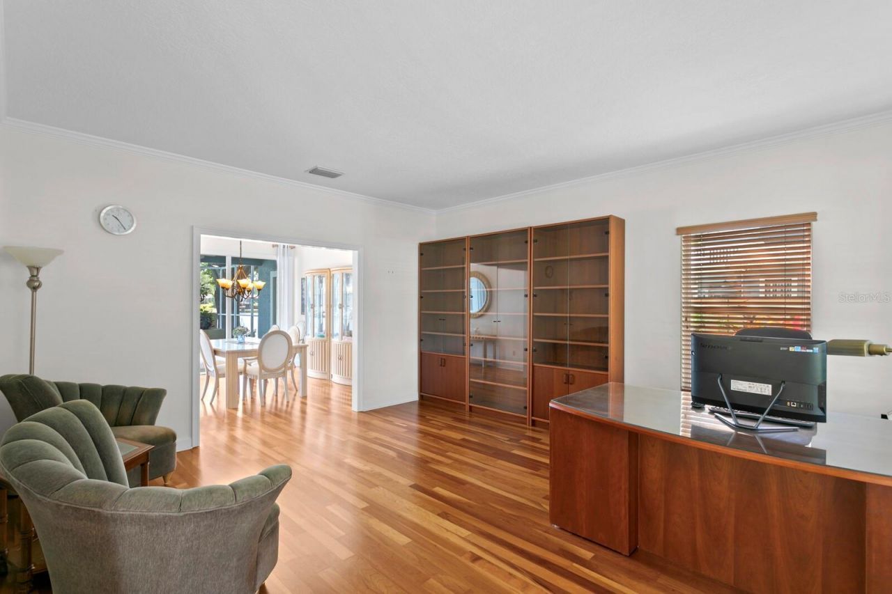 13548 Lake Magdalene Drive, Tampa, FL 33613 Photo