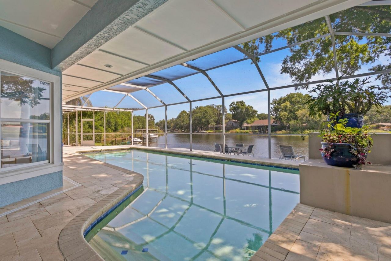 13548 Lake Magdalene Drive, Tampa, FL 33613 Photo