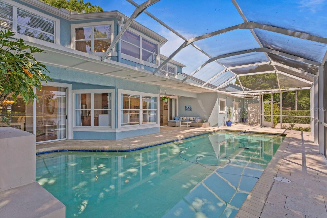 13548 Lake Magdalene Drive, Tampa, FL 33613 Photo