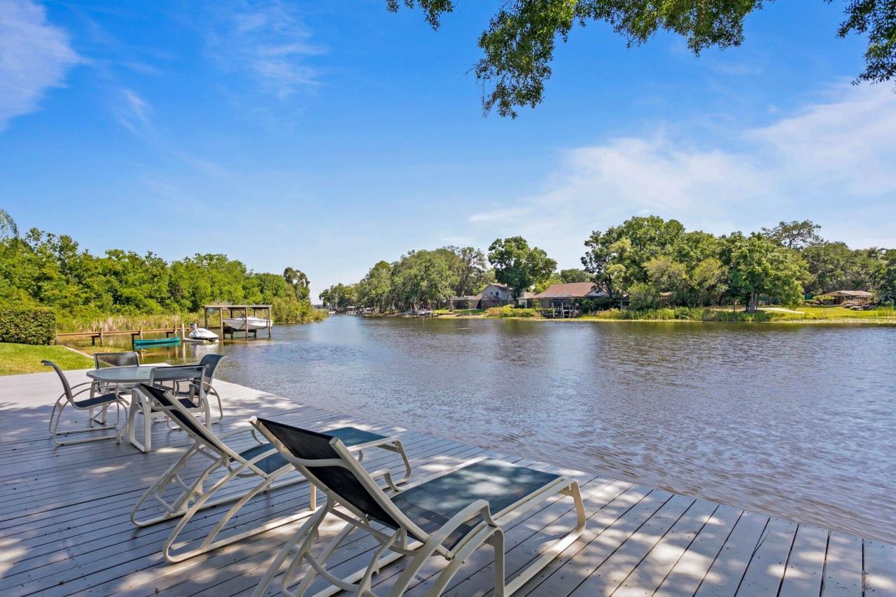 13548 Lake Magdalene Drive, Tampa, FL 33613 Photo