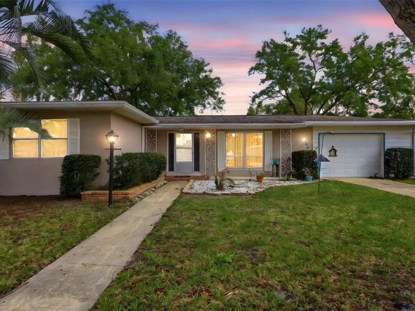 1596 N PAGE DRIVE , DELTONA, FL 32725