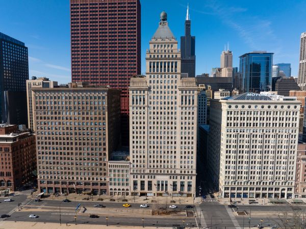 310 S MICHIGAN Avenue, Unit 1013, Chicago, IL 60604