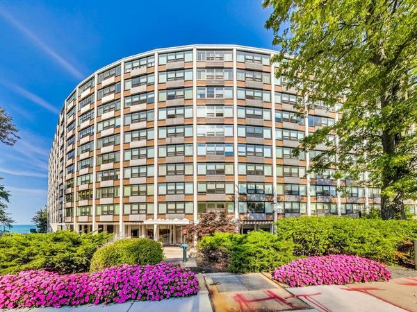 1630 N Sheridan Road, Unit 7K, Wilmette, IL 60091