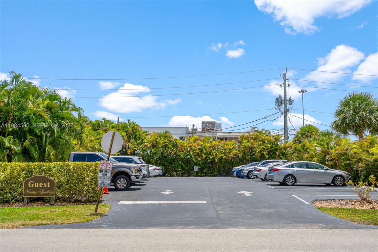 3121 NE 51st St, Unit 203E, Fort Lauderdale, FL 33308 Photo