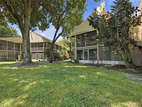 7532 NW 86th Ter, Unit 104, Tamarac, FL 33321
