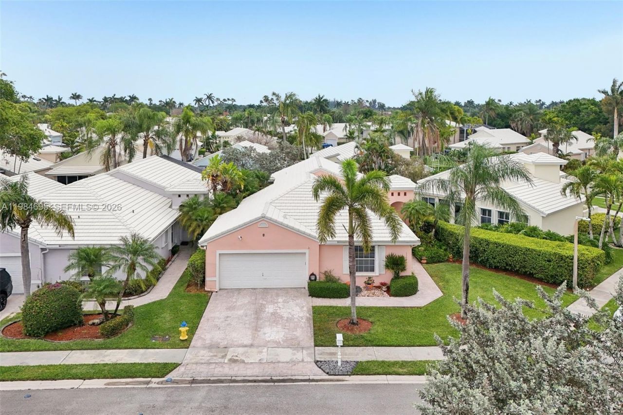 15201 S Wilshire Cir S , Pembroke Pines, FL 33027 Photo